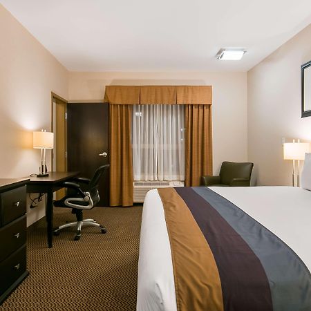Best Western Wainwright Inn & Suites Екстериор снимка
