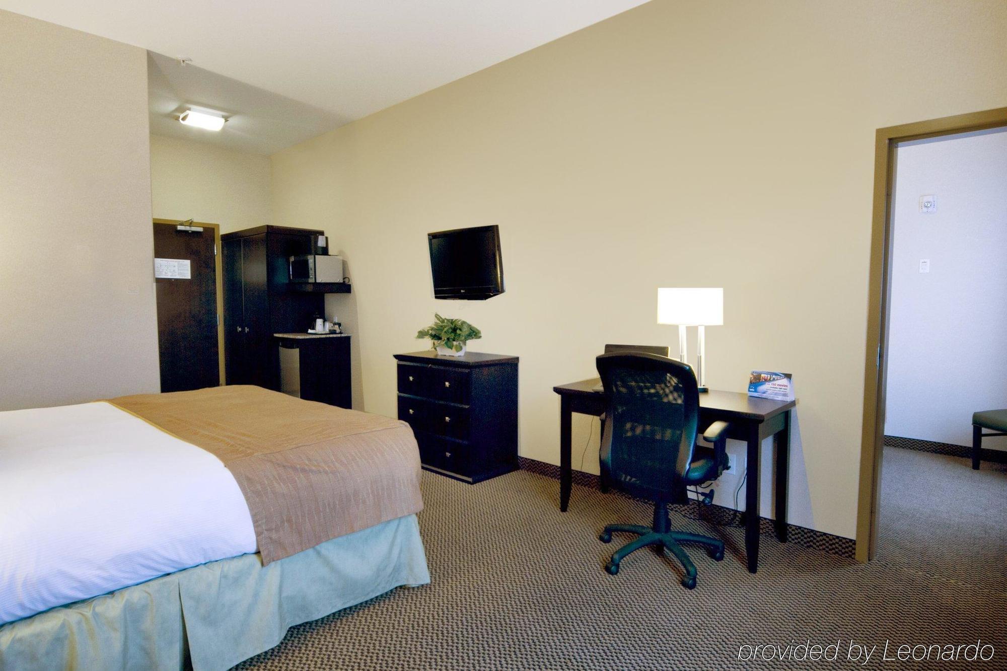 Best Western Wainwright Inn & Suites Стая снимка