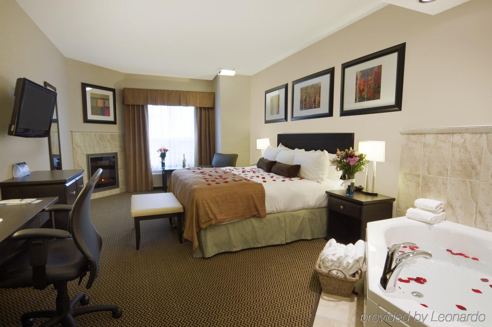 Best Western Wainwright Inn & Suites Екстериор снимка
