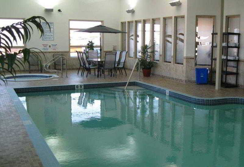 Best Western Wainwright Inn & Suites Екстериор снимка