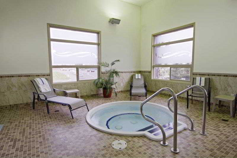 Best Western Wainwright Inn & Suites Екстериор снимка